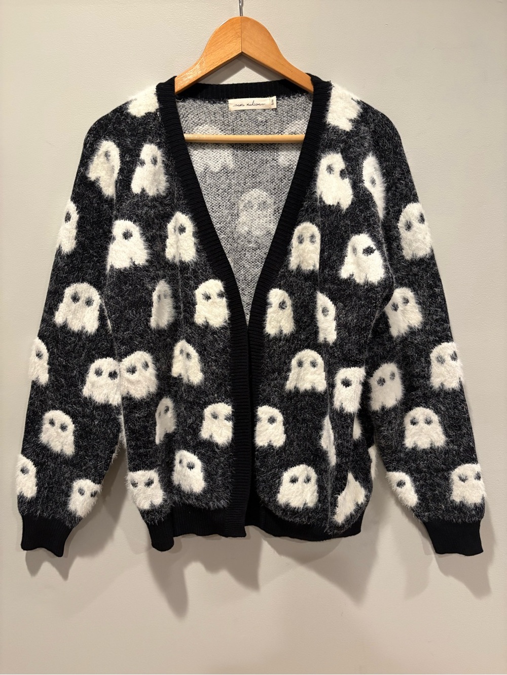New Nora Madison Spooky Cardigan Ghosts Sz S/M Halloween Sweater